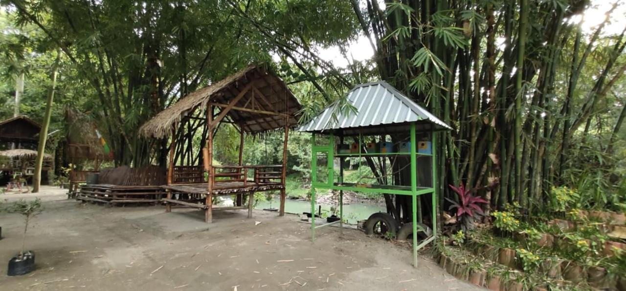 Gerbang Banyu Langit Cottage Бантул Екстериор снимка